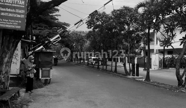 Ruko 150 m 2 lantai bagus Cinere, strategis! 7