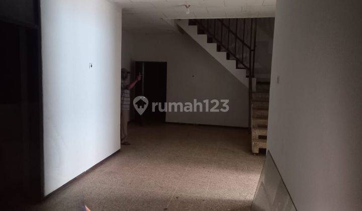 For rent ruang usaha Jln Otista Jakarta Timur cocok utk klinik 2