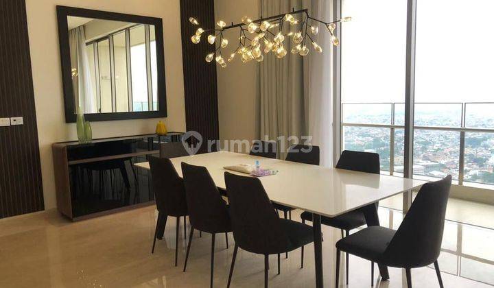 For rent a rare combined unit 340m2 The Pakubuwono Spring, best price 1