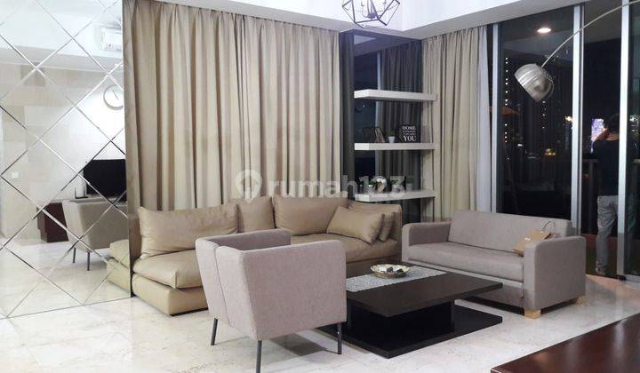 Apartemen private lift Kemang Village 3 kamar Bagus harga miring 1