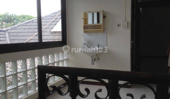 Rumah 2 Lantai Jln Bangka IX cocok untuk kantor 2