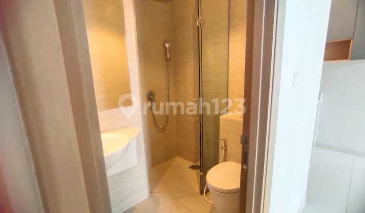 Selling at a Crazy Loss Price, Orchid Garden Residence 2Br 44M2 2