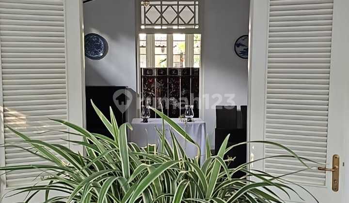 Rent Rumah Jalan Lembang, Menteng, Cocok Kantor; Resto