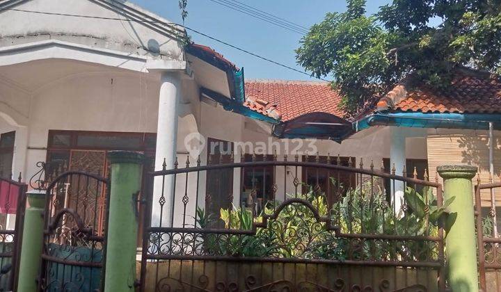 Rumah Dijual Lokasi Strategis Dekat Upn Limo, Depok 2