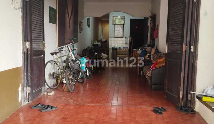 Rumah Dalam Komplek Dekat Living Plaza Cinere  2