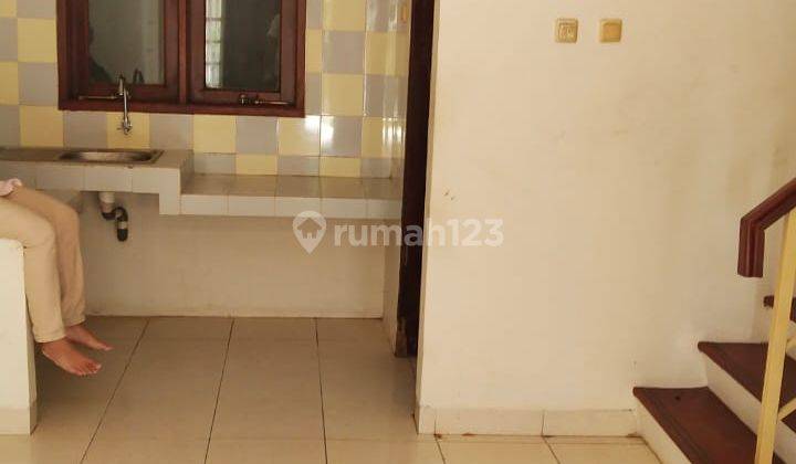 Disewakan Rumah Dalam Komplek di Cinere 10