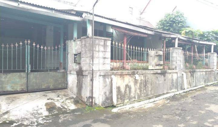 Rumah Hitung Tanah Di Komplek Mega Cinere, Jakarta Selatan 1