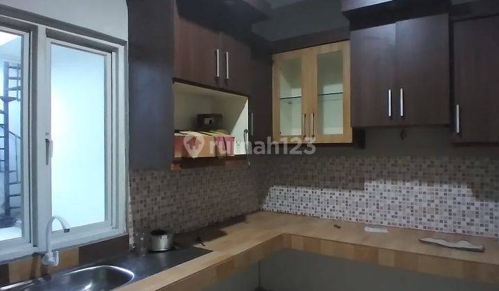 Disewakan Rumah Di Limo, Depok 2