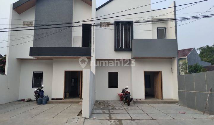  Rumah Brand New Ada 2 unit Dijual Lokasi Strategis Di Cinere, Jakarta Selatan 1