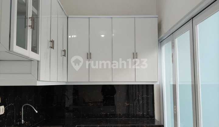 Strategic Location House Near Kubah Mas in Meruyung, Depok 2