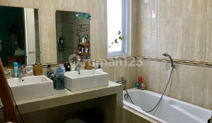 Rumah Cantik Lokasi Strategis di Lebak Bulus, Jaksel  2