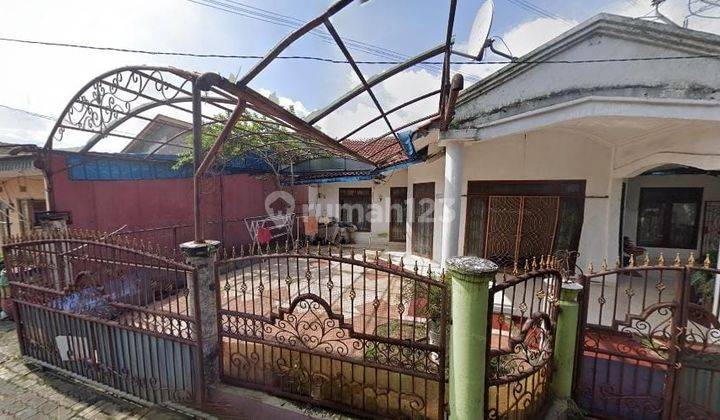 Rumah Dijual Lokasi Strategis Dekat Upn Limo, Depok 2