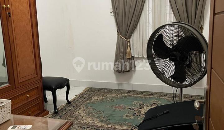 Rumah 2 lantai Dalam Komplek Dekat Living Plaza Cinere 2