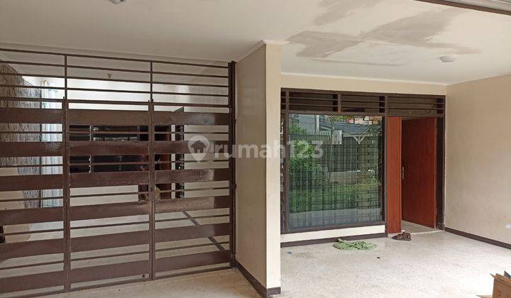 Dijual Rumah Lama di Jalan Benda Ii, Panglima Polim 2