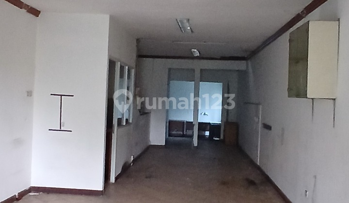 FOR RENT QUICKLY 3-STORY SHOPHOUSE ON RC. VETERAN RAYA STREET 2
