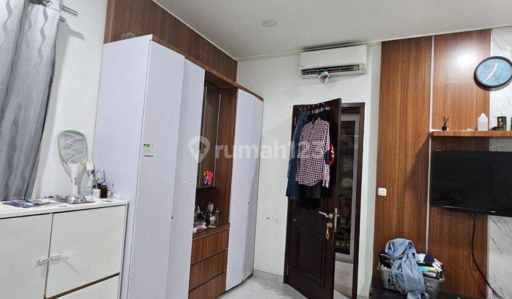 Dijual Rumah Full Renovasi di River Valley Residence 2