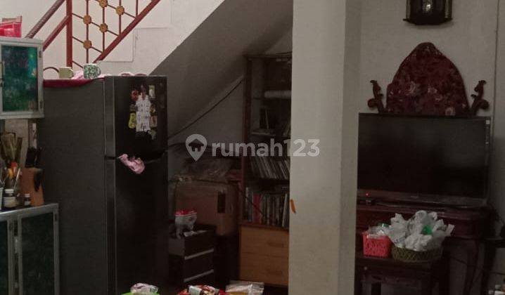 Dijual Rumah Hook Siap Huni, di Kawasan Cinere Depok 2