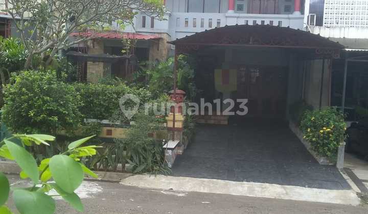 Rumah Mewah 2 Lantai di Telaga Golf Siap Huni 1