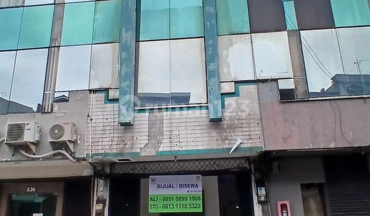 For Rent: Golden Plaza Fatmawati Complex Shophouse, Suitable for Offices
