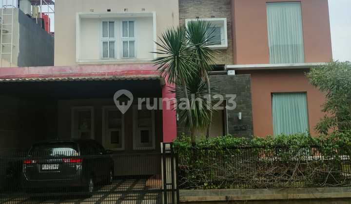 FOR SALE BSD PUSPITA LOKA HOEK HOUSE, NEAR HIGHWAY ACCESS AND AL AZHAR SCHOOL FOR SALE BSD PUSPITA LOKA HOEK HOUSE, NEAR HIGHWAY ACCESS AND AL AZHAR SCHOOL