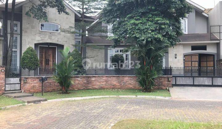 Dijual Rumah Mewah 2 Lantai di Bsd Dengan Pool Dan Taman Yang Besar, Dengan Kualitas Terbaik  1