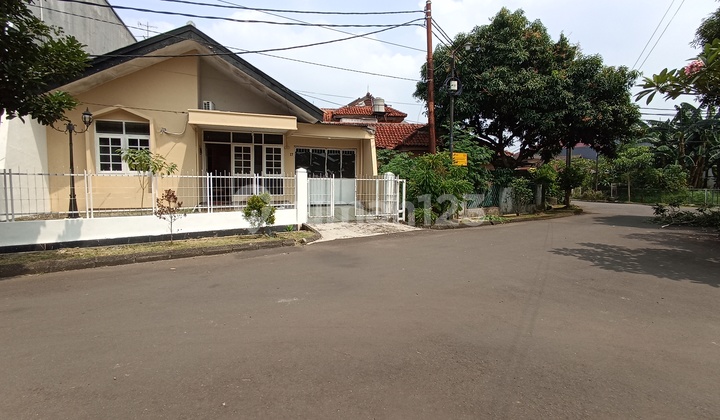 DIJUAL RUMAH VILLA MELATI MAS- SERPONG  BSD, 1 LANTAI SHM HADAP TAMAN 
