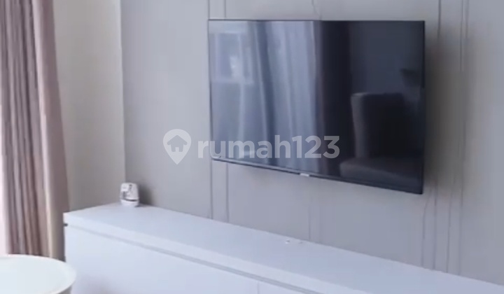 FOR SALE YUKATA ALAM SUTERA APARTMENT 2BR 29TH FLOOR FULLY FURNISHED 2