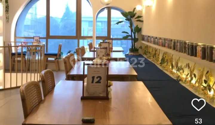 FOR SALE GOLDEN VIENNA SHOPHOUSE, BSD 3 FLOORS SHGB, FACING THE ROAD NEAR HIGHWAY ACCESS, TEKNO PARK AND DELATINOS SUITABLE FOR BUSINESS 2