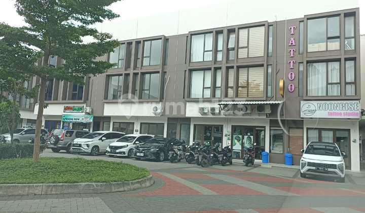 FOR SALE VIRGINIA ARCADE SHOPHOUSE, BSD 3 STOREYS FACING PARK, READY TO USE FOR SALON FOR SALE VIRGINIA ARCADE SHOPHOUSE, BSD 3 STOREYS FACING PARK, READY TO USE FOR SALON