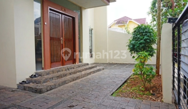 DIJUAL RUMAH ANGGREK LOKA,BSD KOST2AN 3LANTAI 13KAMAR TIDUR DEKAT RS EKA DAN KULINER