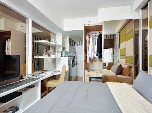 For Sale Tamansari Skylounge Studio Type Apartment, Fully Furnished, 1st Floor Pool View Near Soetta Airport