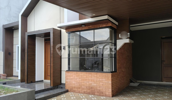 New Beautiful Ready-to-Occupy House Kencana Loka BSD 2