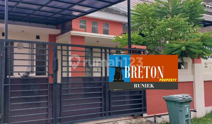 Beautiful House on Kencana Loka Main Road, BSD