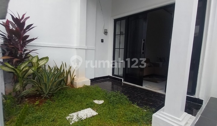 Rumah Cantik Dekat Pasmod Griya Loka Bsd City Rumah Cantik Dekat Pasmod Griya Loka Bsd City