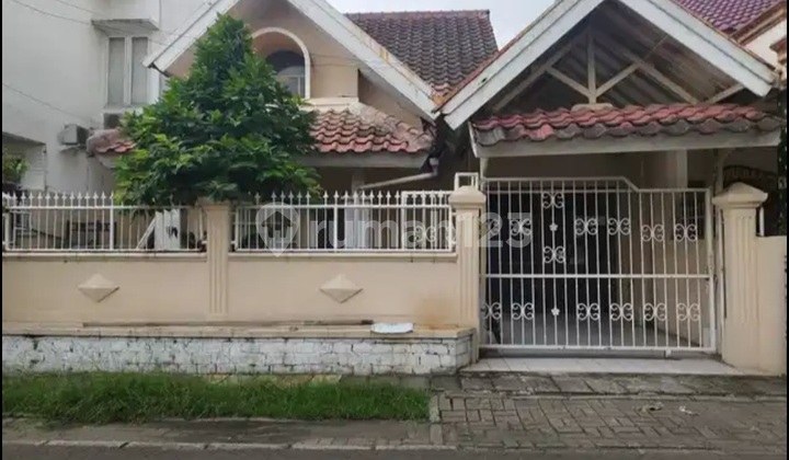 Old House Large Land Cheap Anggrek Loka BSD City Old House Large Land Cheap Anggrek Loka BSD City