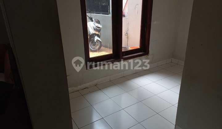 Rumah Bagus Rapi Siaphuni Kencana Loka BSD 2