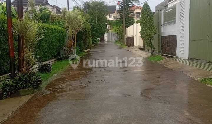 Excellent Position Land Within a Complex in Pasteur, Bandung