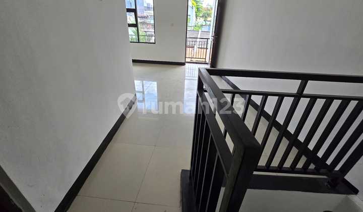 For Sale New 2-Story House at Affordable Price in Ujung Berung Bandung For Sale New 2-Story House at Affordable Price in Ujung Berung Bandung