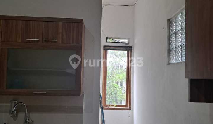 Luxury House Near Hotel, Close to UPI Campus in Setiabudi Bandung 2