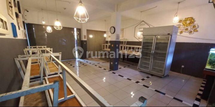 For Sale House and Shop in Sarijadi Bandung Commercial Area