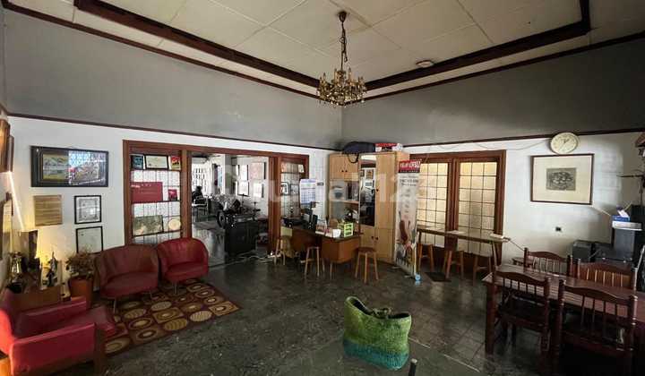 Rumah Heritage Posisi Main Road di Supratman Bandung Cocok Buat Resto,Caffe