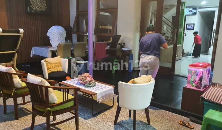 Rumah Cantik Bonus Furnish Dalam Cluster di Buah Batu Bandung 2