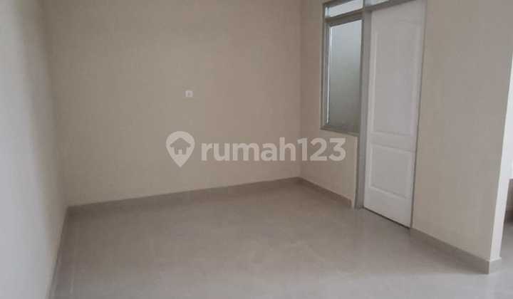 Ruko Punya Kases Jalan Bagus,3Lantai,Baru di Padasuka Bandung