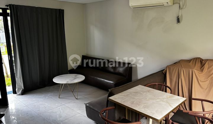 Rumah 2 Lantai Kota Baru Parahyangan, Furnish, Modern, Bagus 2