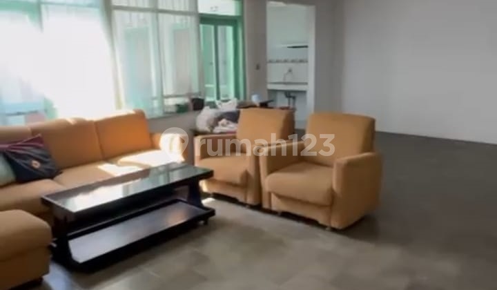 Rumah Murah Area Komersial di Sayap Riau Bandung bisa Buat Invest 1