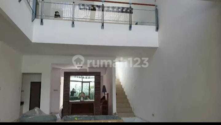 Ada Rumah Mewah Bonus Furniture di Batununggal Bandung Ada Rumah Mewah Bonus Furniture di Batununggal Bandung