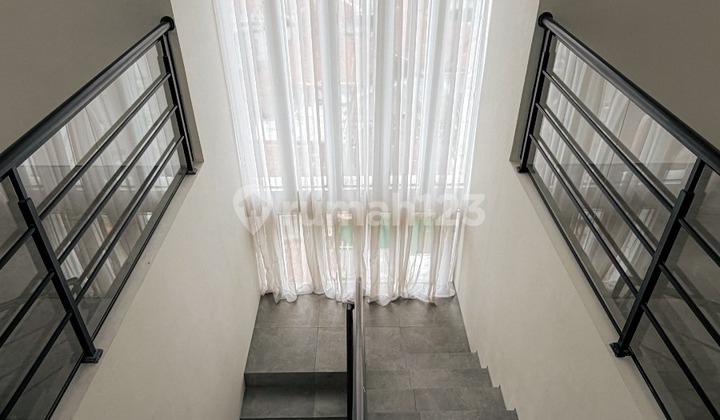 Rumah Idaman Ada View Indah Design Mewah di Awiligar Bandung Rumah Idaman Ada View Indah Design Mewah di Awiligar Bandung