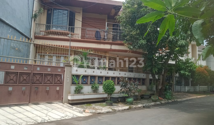 2-Story House In Villa Melati Mas Serpong 2
