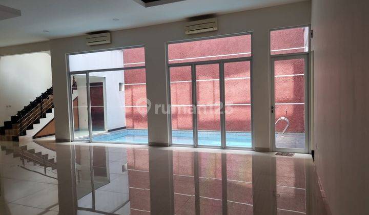 Rumah 3 Lantai Baru Cluster Alam Sutera Dekat Area Perkantoran 2