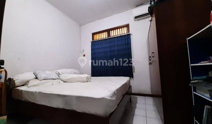 Rumah 1 Lantai di Jl. Kelapa Dua Kebun Jeruk Pinggir Jalan  2